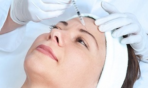 Inxeccións para rexuvenecer a pel ao redor dos ollos